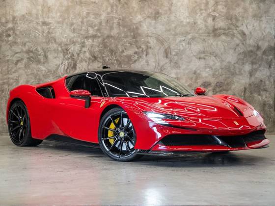 FERRARI SF90 4.0 V8 TURBO PHEV STRADALE F1-DCT FERRARI SF90 4.0 V8 TURBO PHEV STRADALE F1-DCT